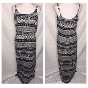 Forever 21 Aztec Pattern Maxi Dress
